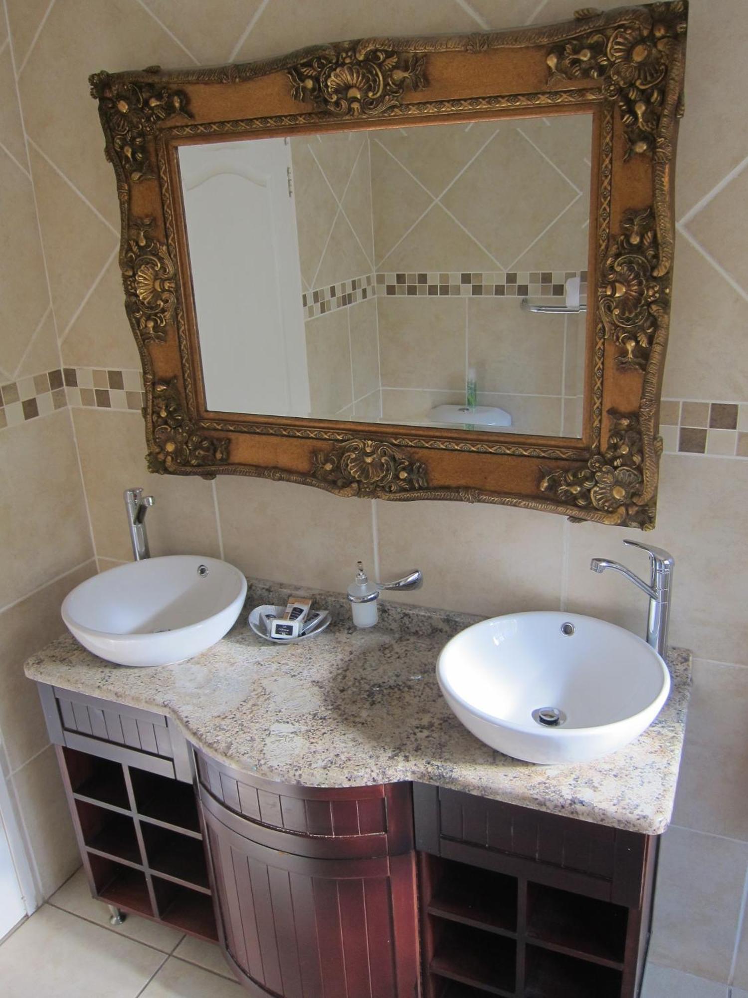 La Barune Guest House Тзанеен Екстериор снимка